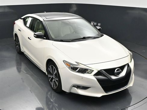Used 2017 Nissan Maxima 3.5 SL FWD image 21