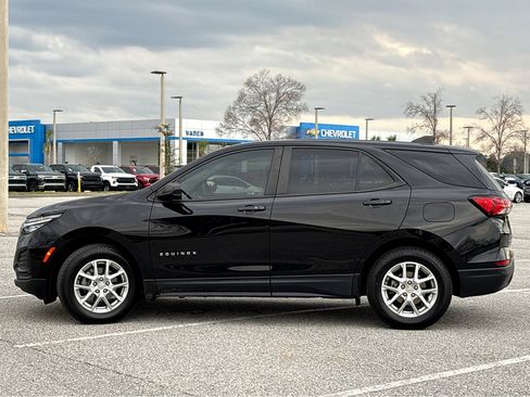 Used 2022 Chevrolet Equinox LS w/ LS Convenience Package image 21