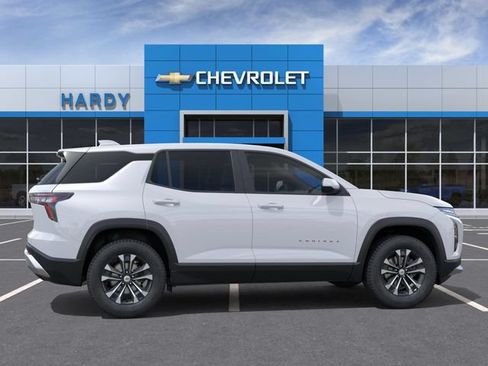 New 2027 Chevrolet Equinox LT FWD image 5