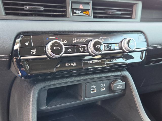 Used 2024 Honda Pilot Touring image 22