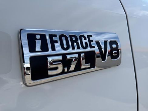 Used 2020 Toyota Tundra SR5 w/ SR5 Upgrade Package image 8