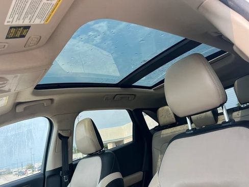 Used 2020 Ford Escape Titanium w/ Titanium Premium Package 2.0 AWD/4WD image 36