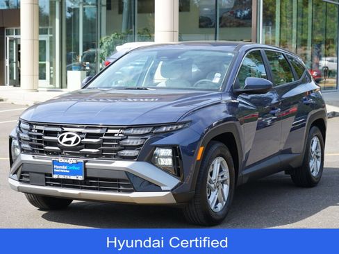 Used 2025 Hyundai Tucson SE FWD image 1