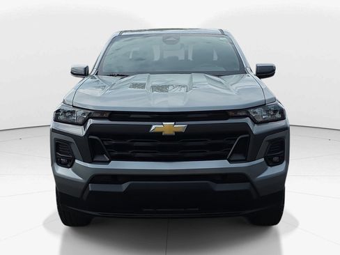 Used 2024 Chevrolet Colorado LT w/ LT Convenience Package RWD image 9