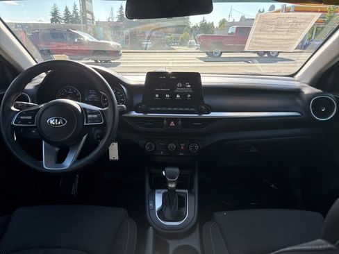 Used 2021 Kia Forte LXS image 12