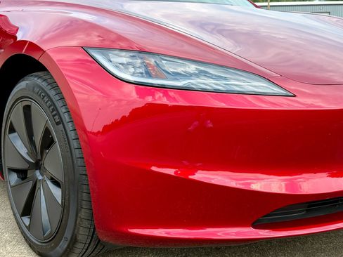 Used 2025 Tesla Model 3 RWD image 3
