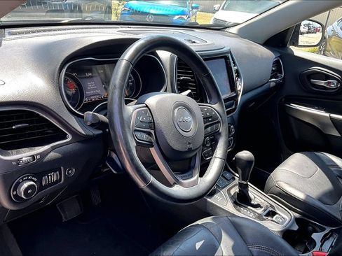 Used 2019 Jeep Cherokee Limited AWD/4WD image 14