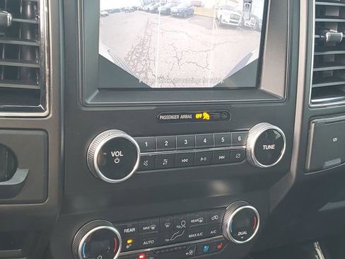 Used 2020 Ford Expedition Max Limited image 19