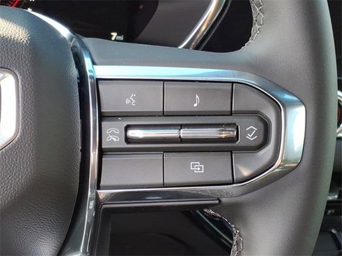 New 2026 GMC Canyon Elevation w/ Convenience Package image 26