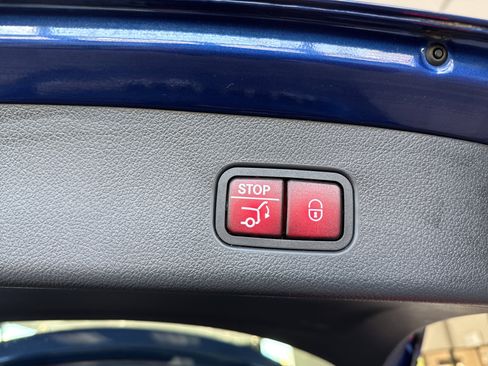 Used 2024 Mercedes-Benz GLC 43 AMG 4MATIC image 26