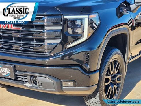 Used 2024 GMC Sierra 1500 Elevation image 10