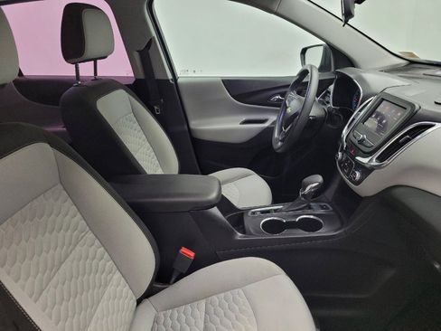 Used 2020 Chevrolet Equinox LS AWD/4WD image 21