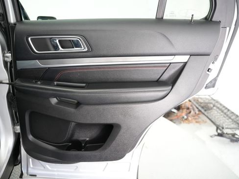 Used 2016 Ford Explorer Sport w/ Equipment Group 401A image 38