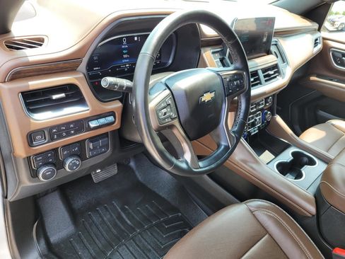 Used 2023 Chevrolet Suburban High Country w/ Premium Package AWD/4WD image 27
