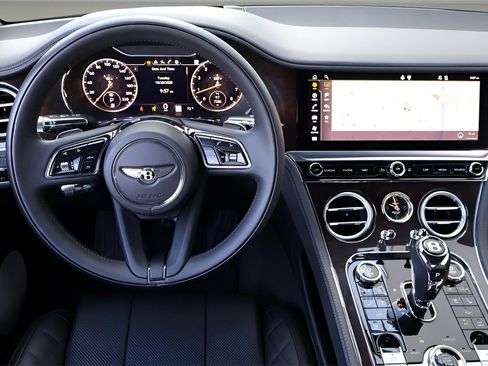 Certified 2023 Bentley Continental GT Azure image 20