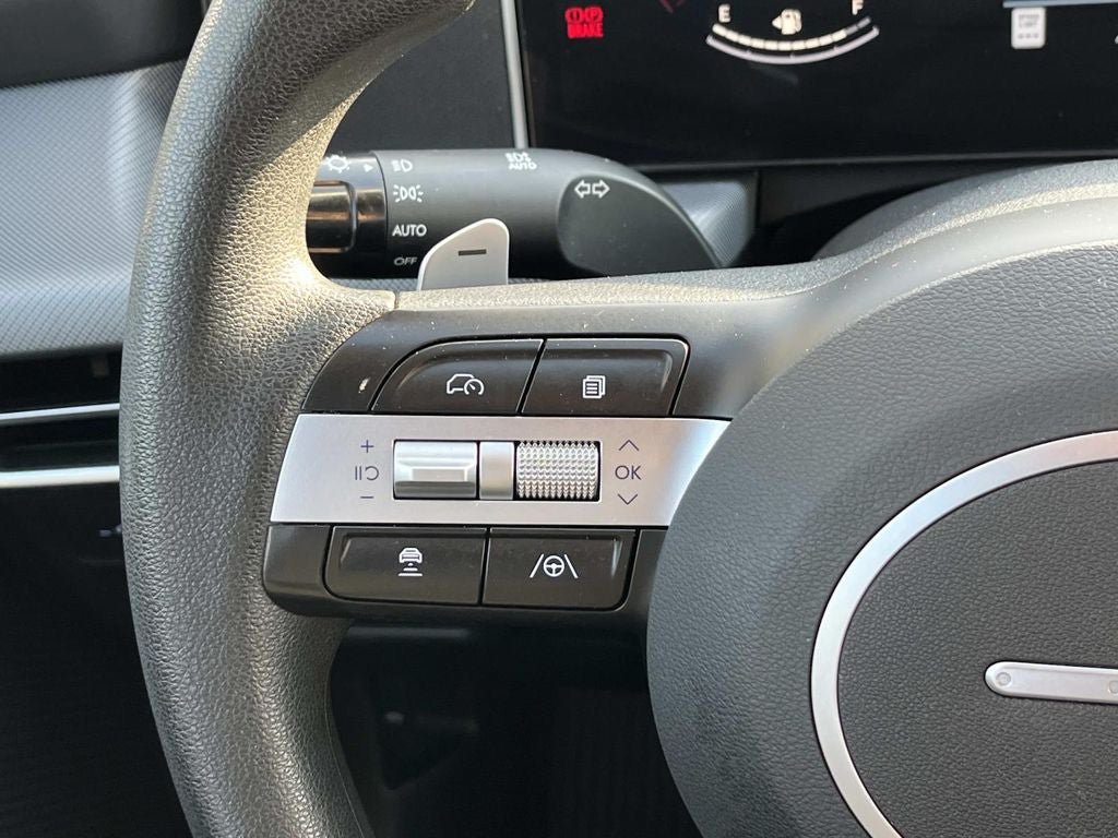 Used 2025 Hyundai Sonata SEL FWD image 17