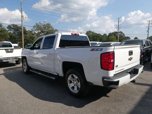 Used 2018 Chevrolet Silverado 1500 LT w/ All Star Edition AWD/4WD image 8