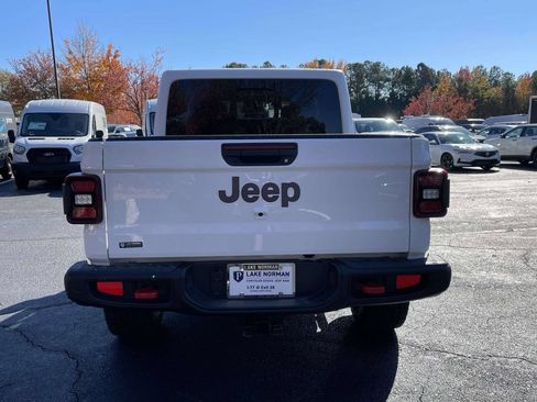 New 2026 Jeep Gladiator Rubicon AWD/4WD image 8