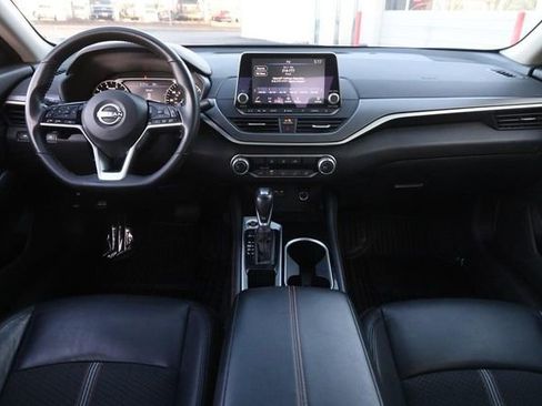 Certified 2024 Nissan Altima 2.5 SR FWD image 19