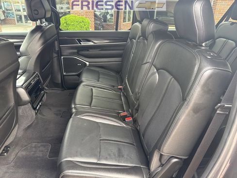 Used 2024 Jeep Wagoneer L 4WD image 23
