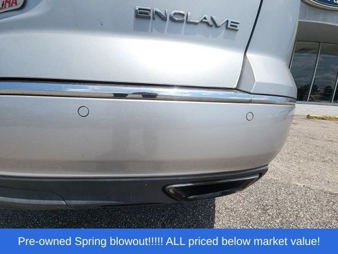 Used 2014 Buick Enclave Leather FWD image 10