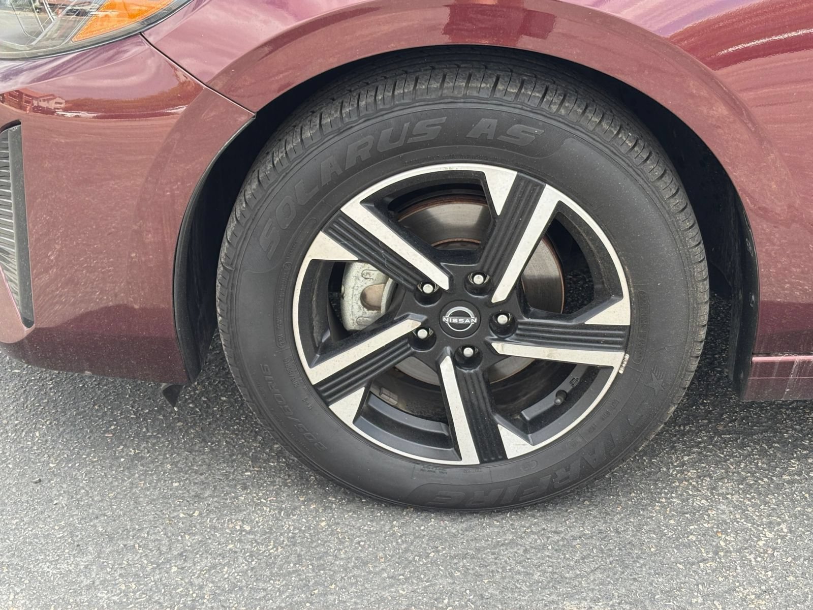 Used 2025 Nissan Sentra SV FWD image 28