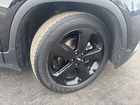 Used 2018 Chevrolet Trax Premier w/ Midnight Edition image 9