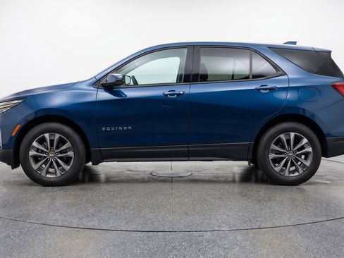 Used 2025 Chevrolet Equinox LT FWD image 5