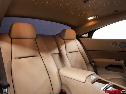 Used 2015 Rolls-Royce Wraith image 33