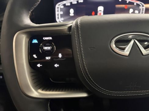 Used 2025 INFINITI QX80 Autograph image 15