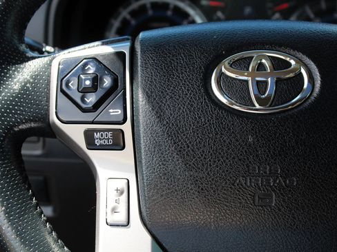 Used 2016 Toyota 4Runner Limited AWD/4WD image 14