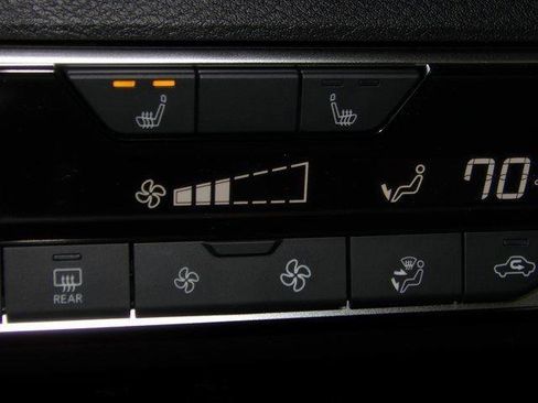 Used 2025 Nissan Altima 2.5 SR w/ SR Premium Package image 25