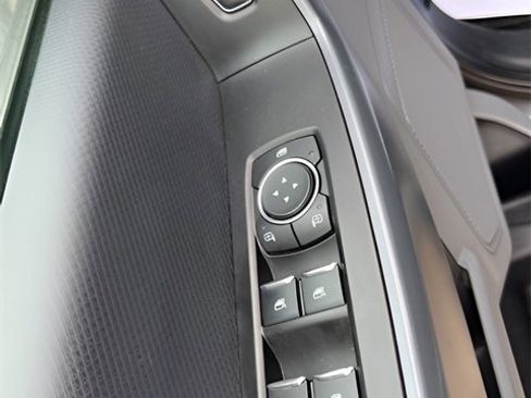 Used 2023 Ford F150 XLT image 15