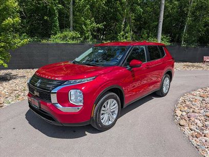 Used 2024 Mitsubishi Outlander ES