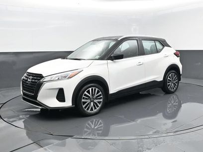 Used 2023 Nissan Kicks SV