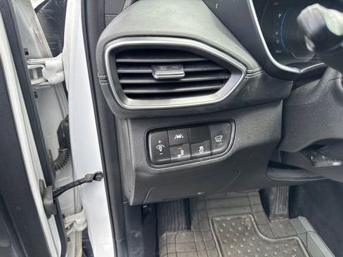 Used 2019 Hyundai Santa Fe Limited FWD image 18