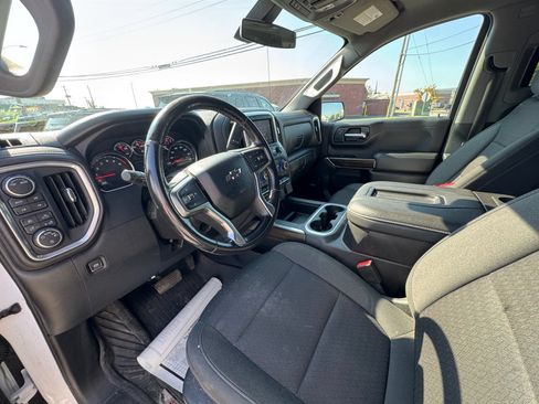 Used 2022 Chevrolet Silverado 1500 LT Trail Boss w/ Convenience Package II AWD/4WD image 11