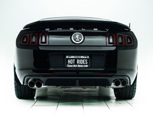 Used 2013 Ford Mustang Shelby GT500 RWD image 16