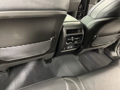 Used 2023 Jeep Grand Cherokee Overland image 49