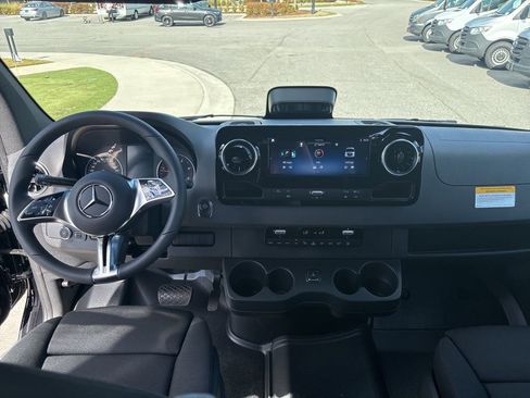 New 2026 Mercedes-Benz Sprinter 2500 image 50