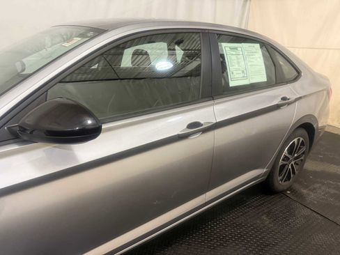 Certified 2022 Volkswagen Jetta Sport image 7
