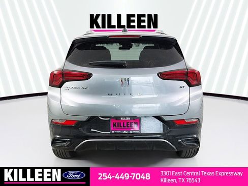 Used 2024 Buick Encore GX Sport Touring image 7