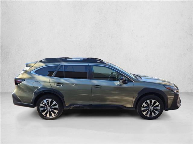 Used 2023 Subaru Outback Limited XT AWD/4WD image 4
