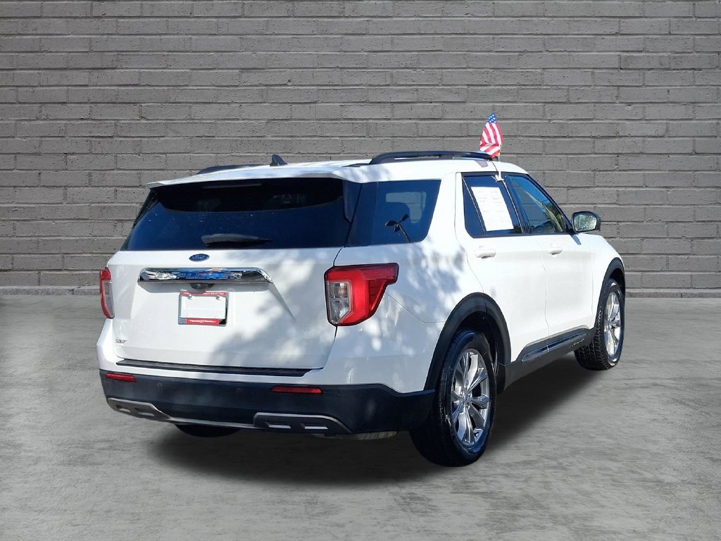 Used 2021 Ford Explorer XLT w/ Equipment Group 202A RWD image 10