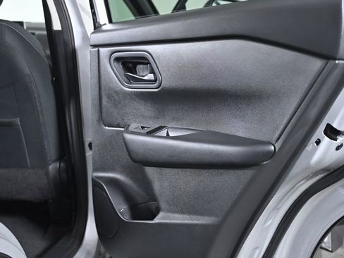 Certified 2024 Nissan Rogue S image 29