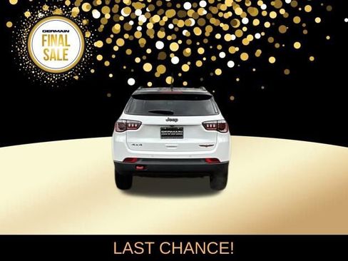 Used 2025 Jeep Compass Trailhawk image 5