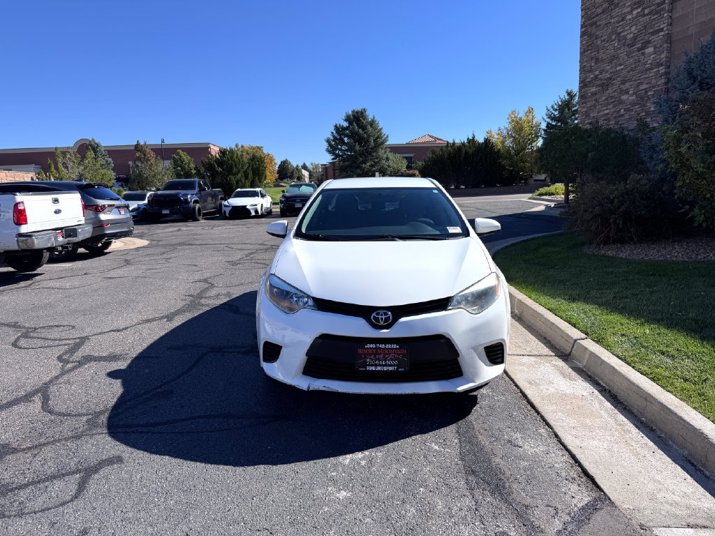 Used 2015 Toyota Corolla L FWD image 3