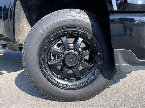 Used 2022 Chevrolet Silverado 2500 LTZ w/ Z71 Chrome Sport Edition image 11