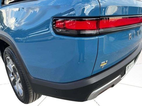 Used 2022 Rivian R1T Adventure AWD/4WD image 16