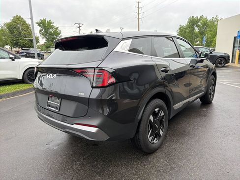 Used 2026 Kia Sportage LX w/ LX Convenience Package AWD/4WD image 8